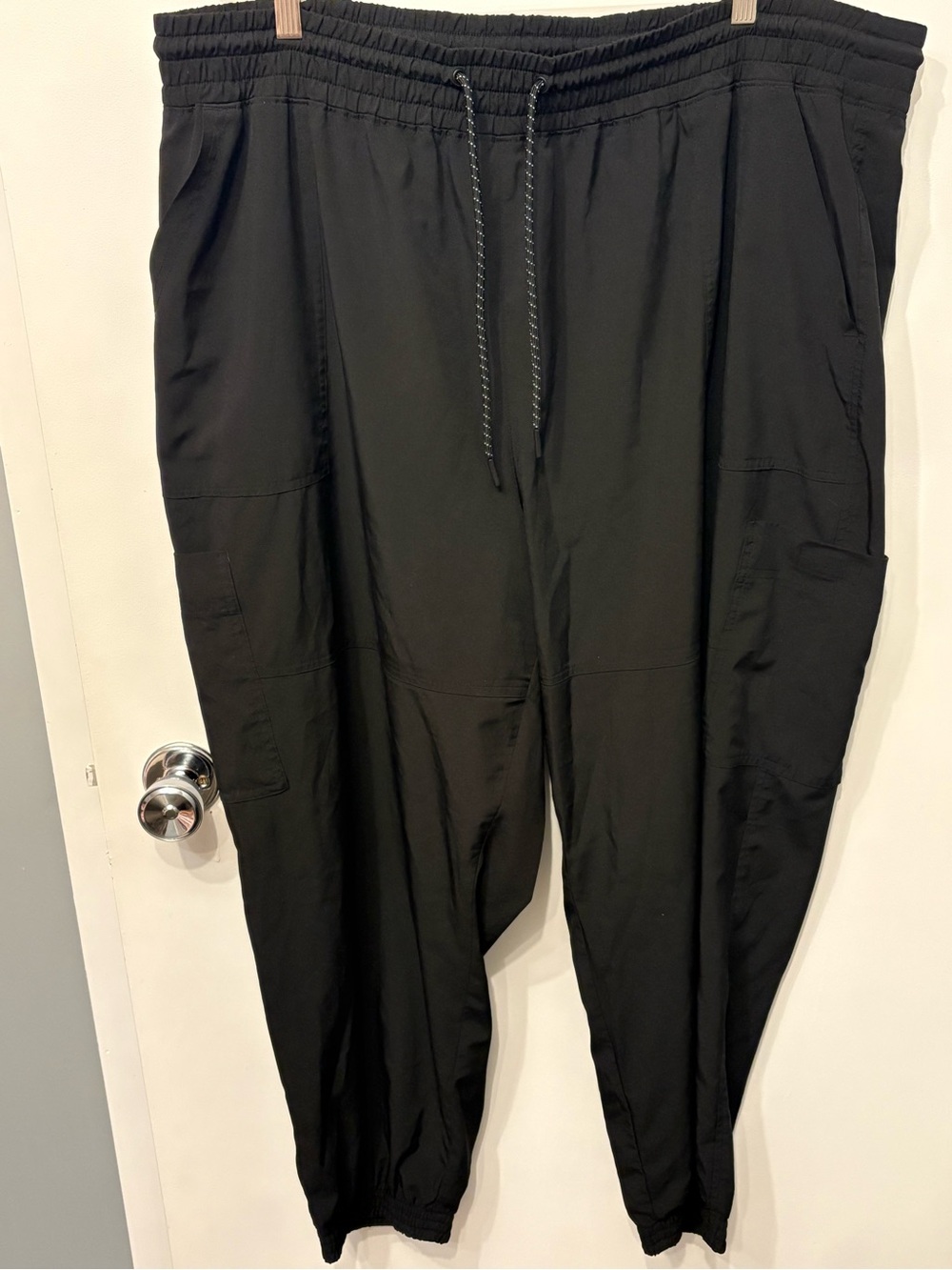 Old Navy Performance Pant with drawstring waist